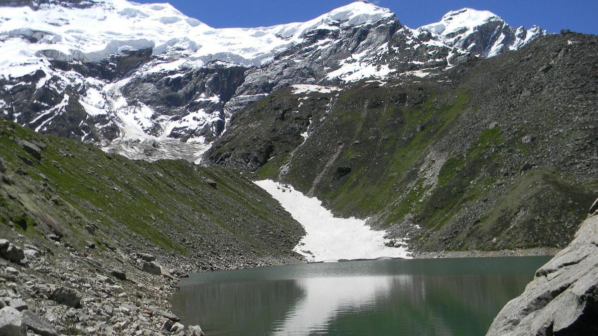 glacier melt satopanth glaciers retreat in uttarakhand